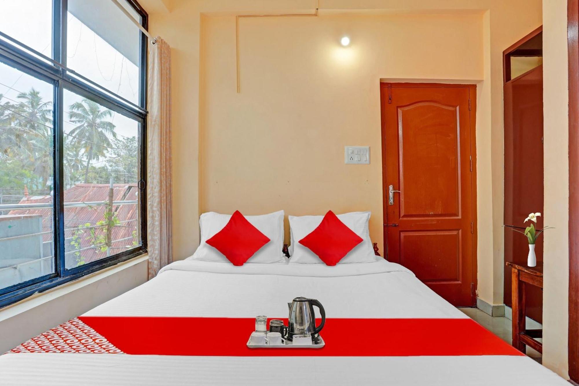 Spot On The New View Regency Hotel Thiruvananthapuram Eksteriør billede