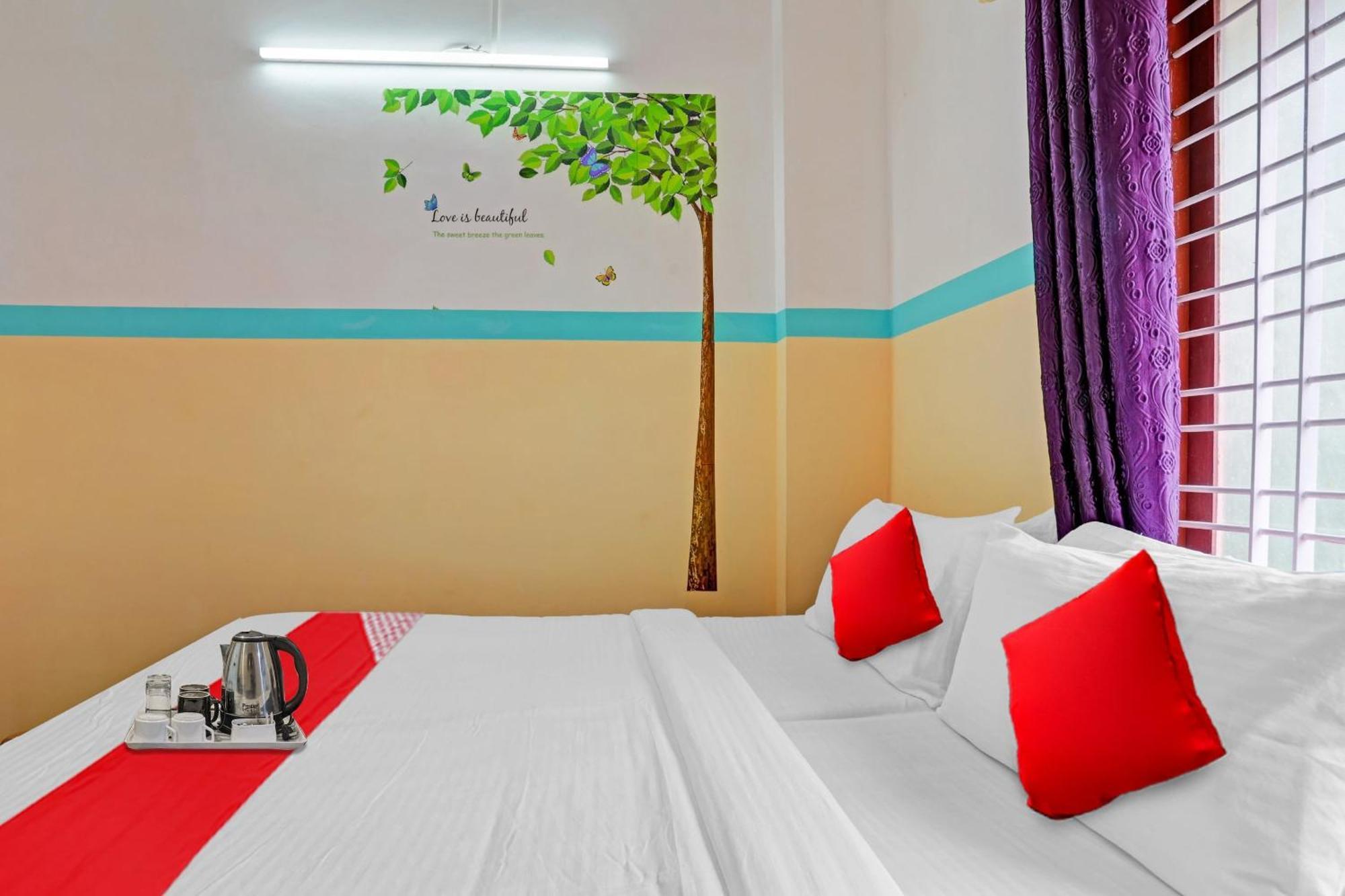 Spot On The New View Regency Hotel Thiruvananthapuram Eksteriør billede